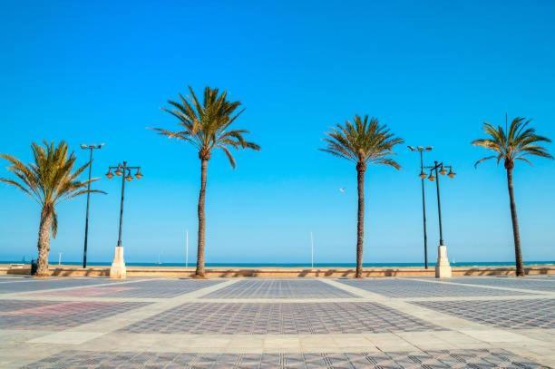 Urban Beach Valencia Luaran gambar